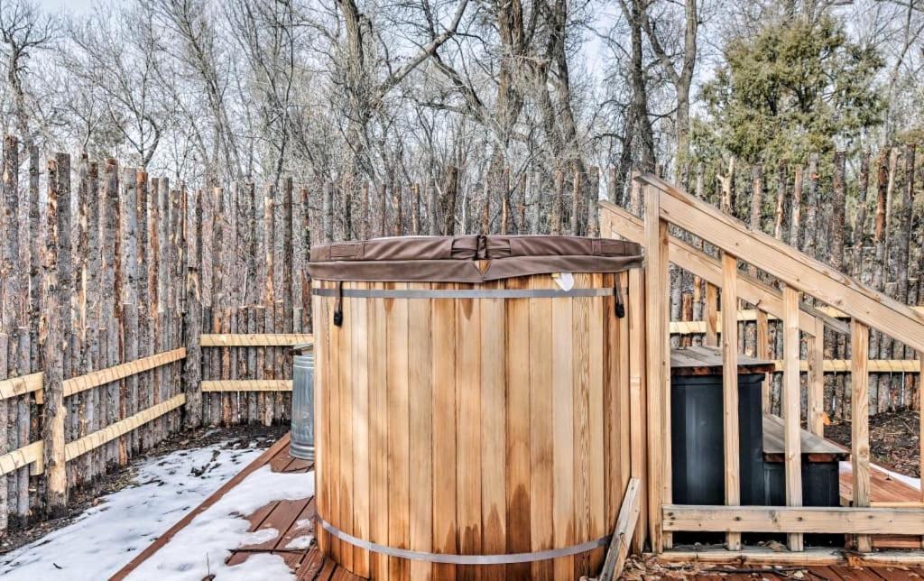 Taos Goji Farm & Eco-Lodge Retreat 아로요 세코 외부 사진