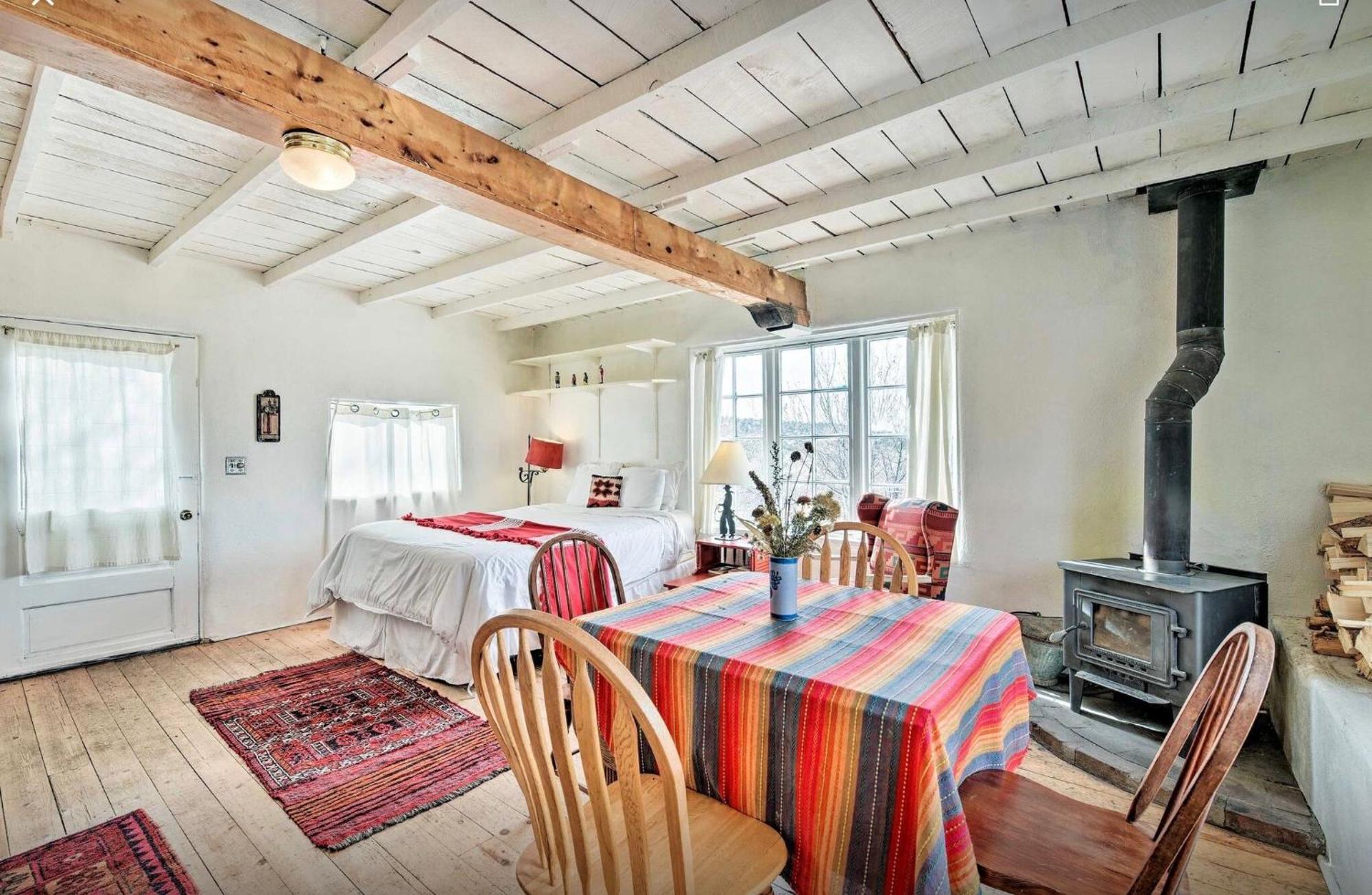 Taos Goji Farm & Eco-Lodge Retreat 아로요 세코 외부 사진